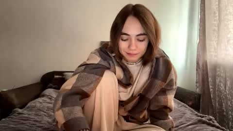 Snapshot of irinaballesteros chatting on October 3, 2025, 9:06 am Evie online show from October 3, 2025, 9:06 am
