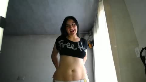 iris712 online show from December 5, 2025, 5:42 pm