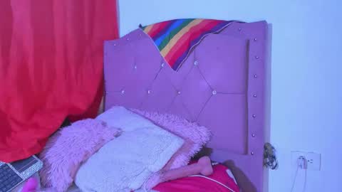 iris online show from November 20, 2025, 9:58 pm