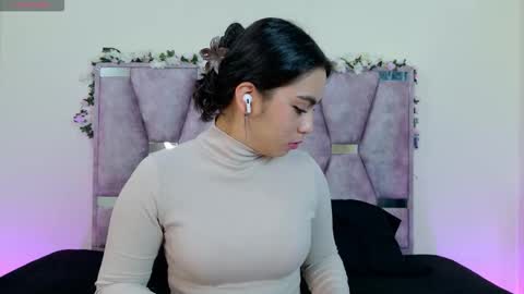 Snapshot of iris_mandarinne chatting on November 8, 2025, 6:40 pm Iris online show from November 8, 2025, 6:40 pm