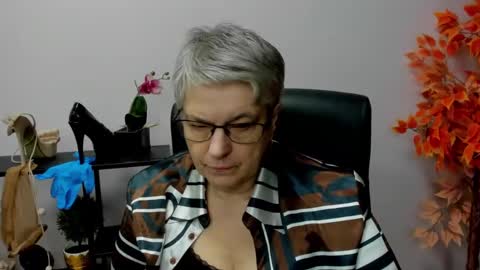 I R I S online show from December 16, 2024, 10:50 am