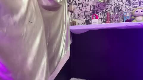 Snapshot of iriss_fox chatting on October 6, 2025, 1:30 pm iriss_fox online show from October 6, 2025, 1:30 pm