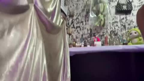 Snapshot of iriss_fox chatting on October 14, 2025, 3:46 pm iriss_fox online show from October 14, 2025, 3:46 pm