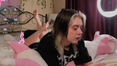 Snapshot of irissocute chatting on September 13, 2025, 7:52 am I am Cutie Iris3 online show from September 13, 2025, 7:52 am