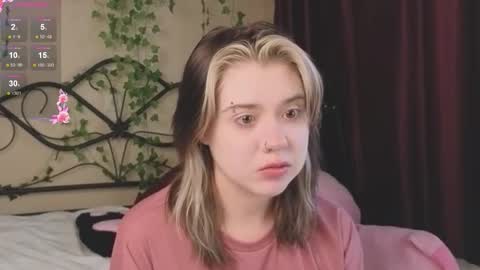 Snapshot of irissocute chatting on November 29, 2025, 7:55 am I am Cutie Iris3 online show from November 29, 2025, 7:55 am