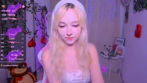 Snapshot of irma_bell chatting on February 19, 2025, 5:49 am Irma online show from February 19, 2025, 5:49 am