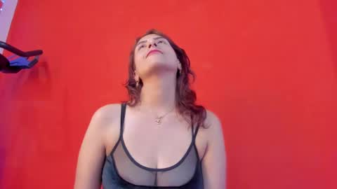 Snapshot of isa_kis_1 chatting on February 12, 2025, 2:54 pm Isabella online show from February 12, 2025, 2:54 pm