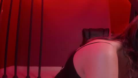 Snapshot of isa_kis_1 chatting on March 6, 2025, 2:51 pm Isabella online show from March 6, 2025, 2:51 pm