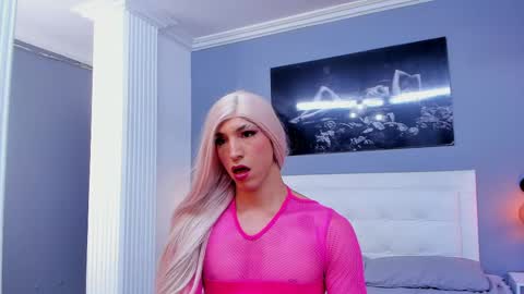 Snapshot of isa_lancaster chatting on February 26, 2025, 8:11 pm Isa Lancaster online show from February 26, 2025, 8:11 pm