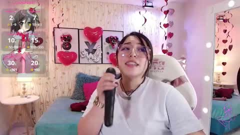 Snapshot of isa_reel chatting on February 14, 2025, 11:53 pm ISA online show from February 14, 2025, 11:53 pm
