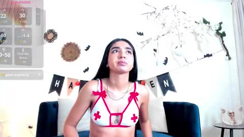 Snapshot of isa_rouse__ chatting on October 22, 2025, 3:07 am ISA ROUSE online show from October 22, 2025, 3:07 am