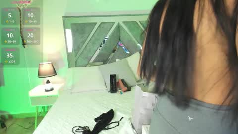 Snapshot of isa_rouse__ chatting on November 26, 2025, 2:56 am ISA ROUSE online show from November 26, 2025, 2:56 am