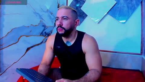 Snapshot of isaac_franko chatting on October 12, 2025, 9:47 pm isaac_franko online show from October 12, 2025, 9:47 pm