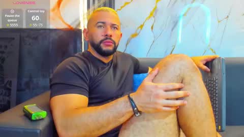 Snapshot of isaac_franko chatting on October 29, 2025, 12:24 am isaac_franko online show from October 29, 2025, 12:24 am