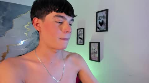 Isaac Kurtt online show from December 3, 2025, 9:46 pm