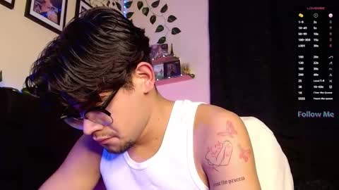 Isaac Saenz. online show from February 17, 2025, 11:31 pm