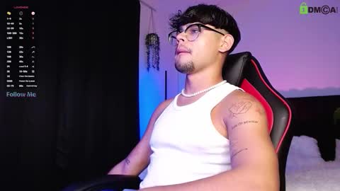 Isaac Saenz. online show from September 10, 2025, 11:38 pm