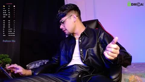 Isaac Saenz. online show from November 9, 2025, 12:31 am