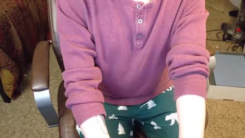 isaac online show from February 2, 2025, 7:04 pm