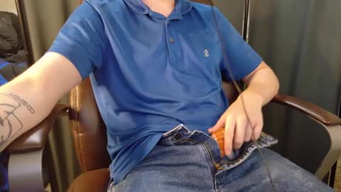 isaac online show from September 9, 2025, 9:14 pm