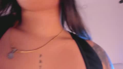 Isabela online show from March 5, 2025, 12:11 pm