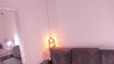 Isabela online show from October 10, 2025, 9:30 am