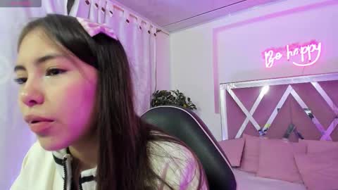 Snapshot of isabela_tay chatting on November 8, 2025, 11:32 am ISABELA online show from November 8, 2025, 11:32 am