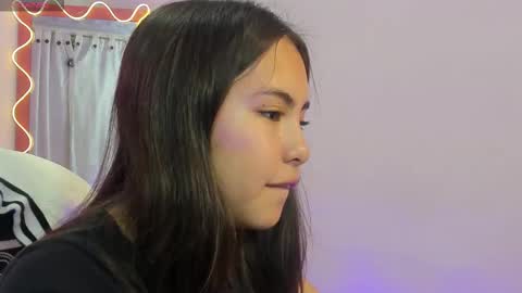 Snapshot of isabela_tay chatting on December 1, 2025, 11:48 am ISABELA online show from December 1, 2025, 11:48 am