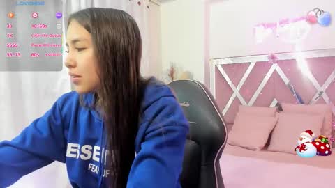 Snapshot of isabela_tay chatting on December 3, 2025, 11:30 am ISABELA online show from December 3, 2025, 11:30 am