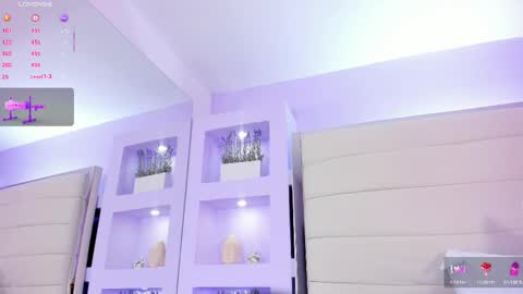 Snapshot of isabella_daniell chatting on November 27, 2025, 4:25 am Isa online show from November 27, 2025, 4:25 am