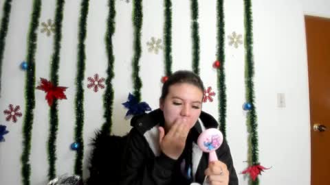 Snapshot of isabella_jaramillo chatting on December 2, 2025, 12:21 pm isabella_jaramillo online show from December 2, 2025, 12:21 pm