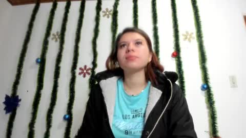 Snapshot of isabella_jaramillo chatting on December 14, 2025, 12:43 pm isabella_jaramillo online show from December 14, 2025, 12:43 pm