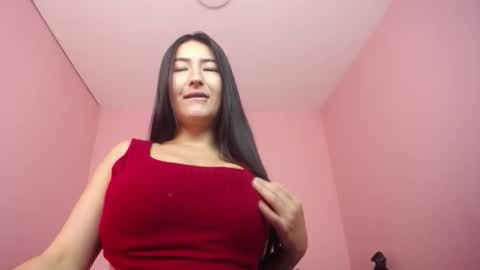 Snapshot of isabella_mendez_1 chatting on November 3, 2025, 1:45 pm Isa online show from November 3, 2025, 1:45 pm