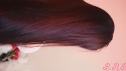 Snapshot of isabella_whiite chatting on January 14, 2025, 8:26 pm Isabella White online show from January 14, 2025, 8:26 pm