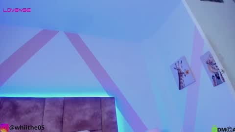 Snapshot of isabella_whiite chatting on February 7, 2025, 8:10 pm Isabella White online show from February 7, 2025, 8:10 pm