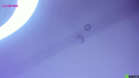 Snapshot of isabella_whiite chatting on March 10, 2025, 7:40 pm Isabella White online show from March 10, 2025, 7:40 pm