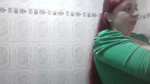 isabellaa_hills_ online show from September 27, 2025, 10:26 pm