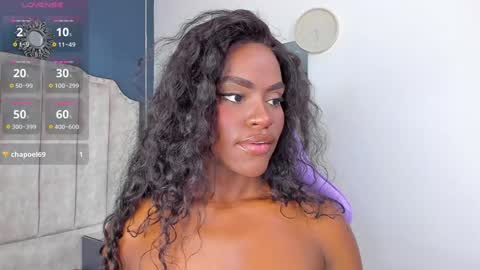 Snapshot of isabellabroms21 chatting on December 23, 2024, 8:47 pm    v online show from December 23, 2024, 8:47 pm