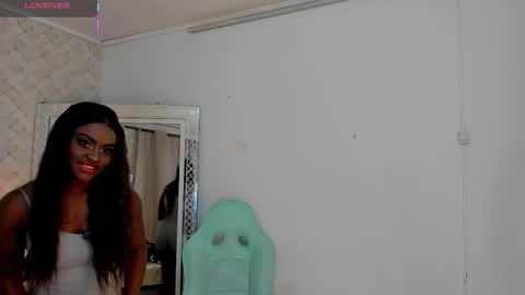 Snapshot of isabellabroms21 chatting on September 12, 2025, 10:10 pm    v online show from September 12, 2025, 10:10 pm