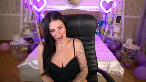 Snapshot of isabellafoxyy chatting on January 31, 2025, 4:48 pm Marina online show from January 31, 2025, 4:48 pm