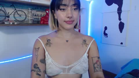 Snapshot of isabellakoff chatting on January 8, 2025, 5:48 pm Tati - online show from January 8, 2025, 5:48 pm