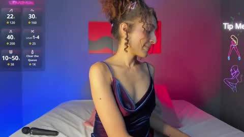 Snapshot of isabellaspencer chatting on September 13, 2025, 5:13 pm Isabella online show from September 13, 2025, 5:13 pm