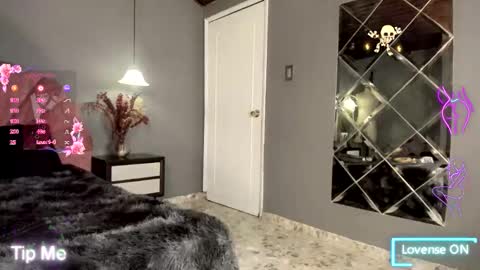 Snapshot of isadoraallen chatting on November 4, 2025, 3:16 am Abigail online show from November 4, 2025, 3:16 am