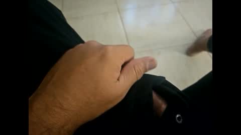 Snapshot of iscrewinutibolt chatting on December 29, 2024, 10:56 am Carlos online show from December 29, 2024, 10:56 am