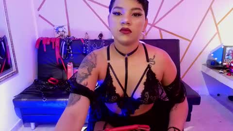 Snapshot of ise_lunny chatting on October 22, 2025, 2:45 am isabela online show from October 22, 2025, 2:45 am