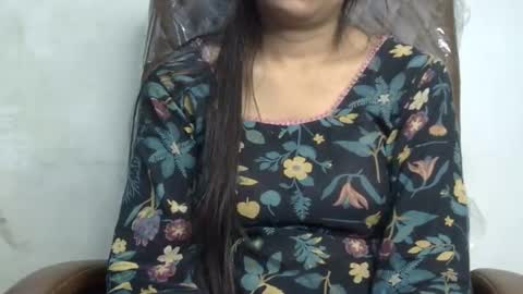 Snapshot of ishika_ishu chatting on October 17, 2025, 5:37 pm ishika_ishu online show from October 17, 2025, 5:37 pm