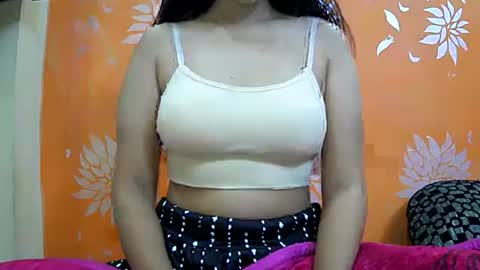 ishika_singh_ online show from December 3, 2024, 2:03 am
