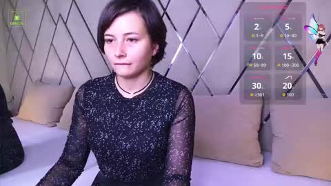 Snapshot of ishtardivine chatting on October 18, 2025, 3:35 pm Ishtar online show from October 18, 2025, 3:35 pm