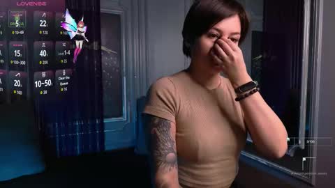 Snapshot of ishtardivine chatting on October 29, 2025, 10:17 am Ishtar online show from October 29, 2025, 10:17 am