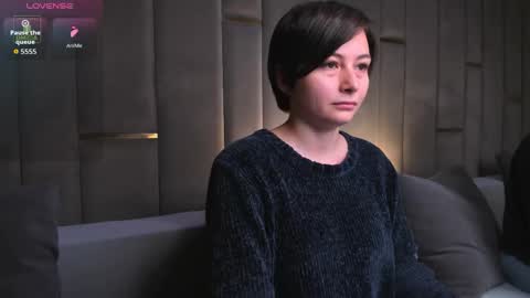 Snapshot of ishtardivine chatting on November 23, 2025, 10:48 am Ishtar online show from November 23, 2025, 10:48 am